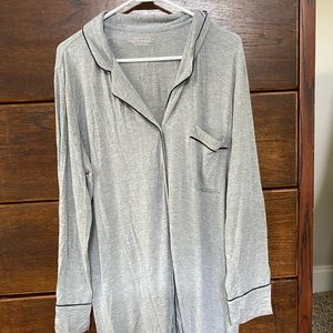 Victoria’s Secret maternity nightgown XL